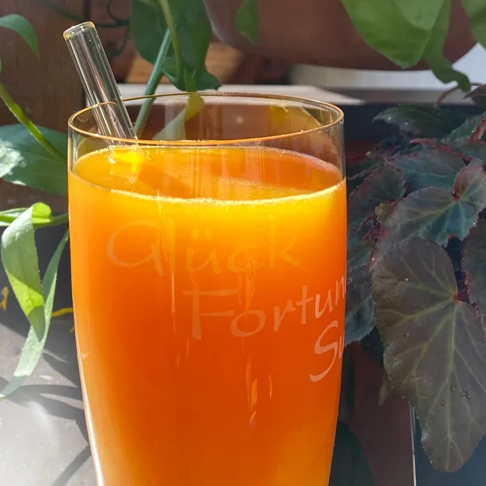 FitLine PowerCocktail stirred in a glass